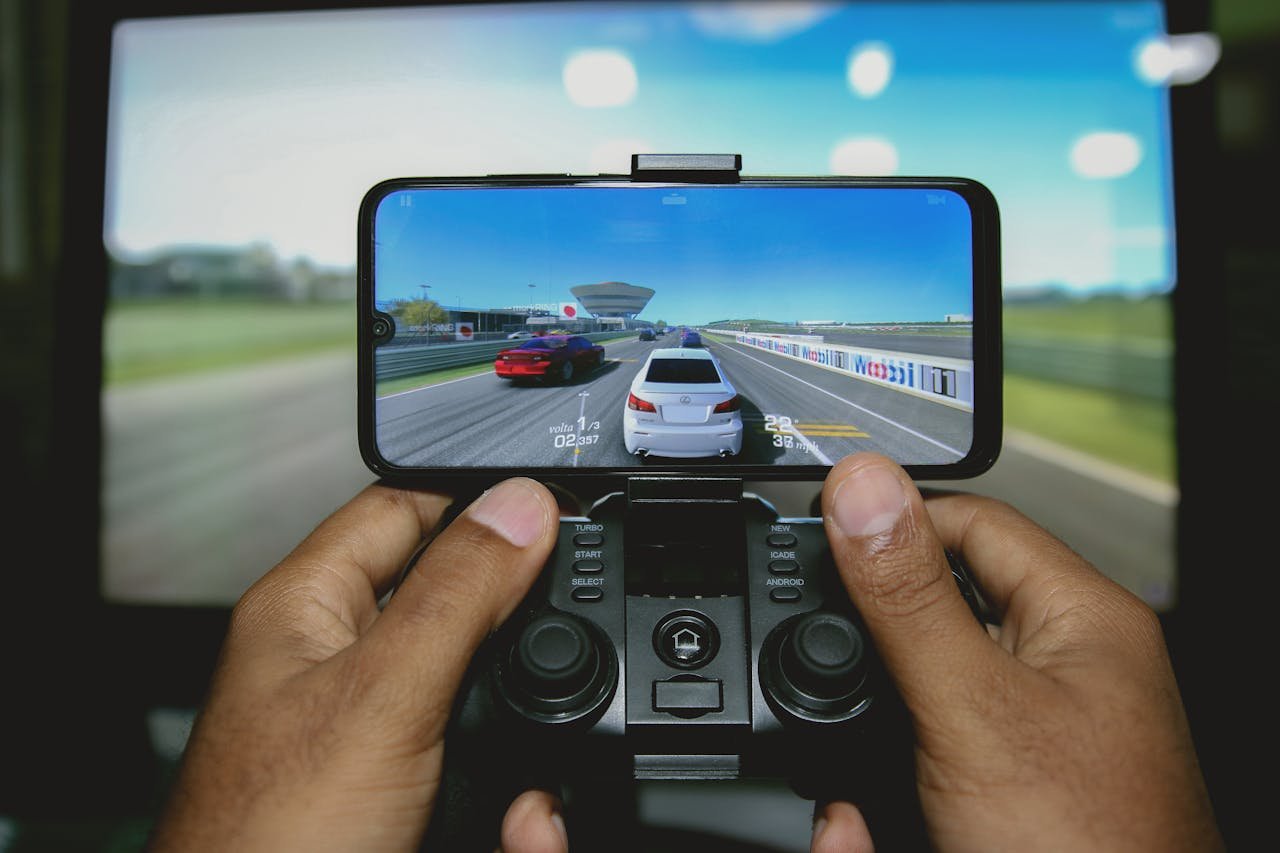 Mobile esports player using one of the Best Gaming Phones 2026
