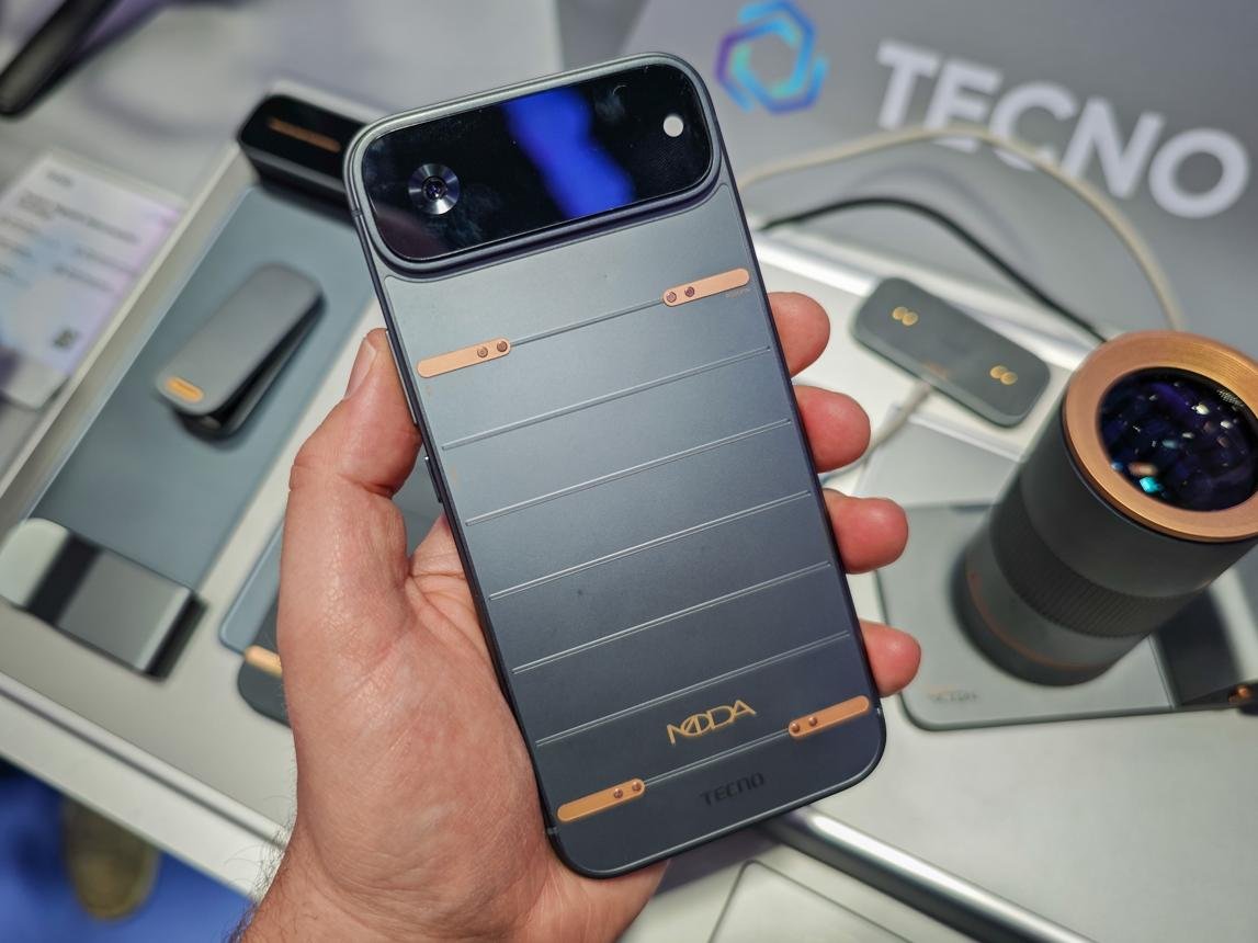 Tecno Modular Smartphone Concept showcased at MWC 2026