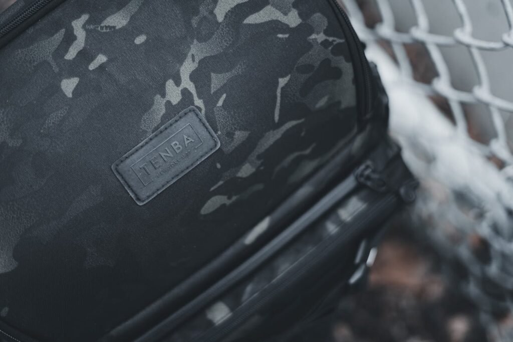Durable material and reinforced stitching used in black laptop bags