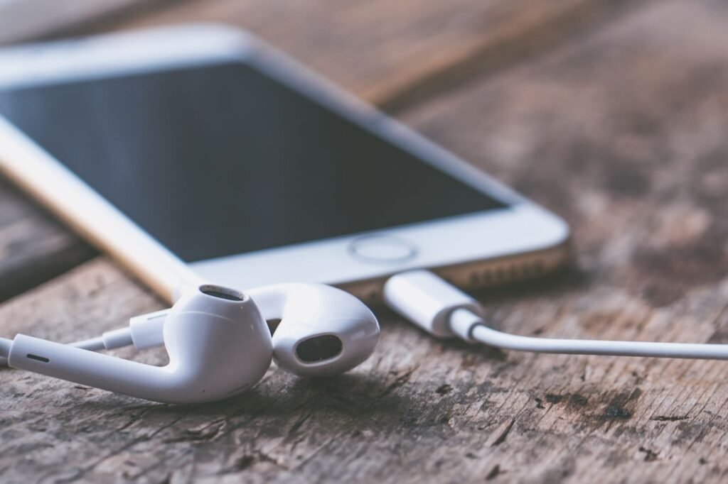 Audio accessories for iPhone 6
