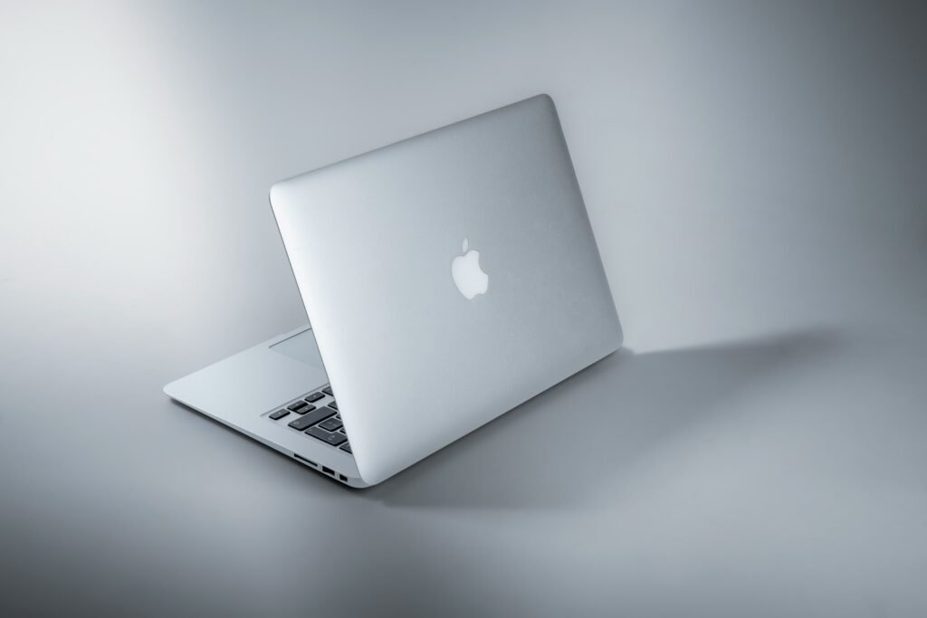Apple MacBook Air M4 Review 2026