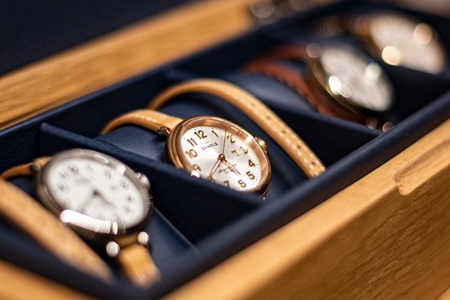 watch-service-tools.jpg